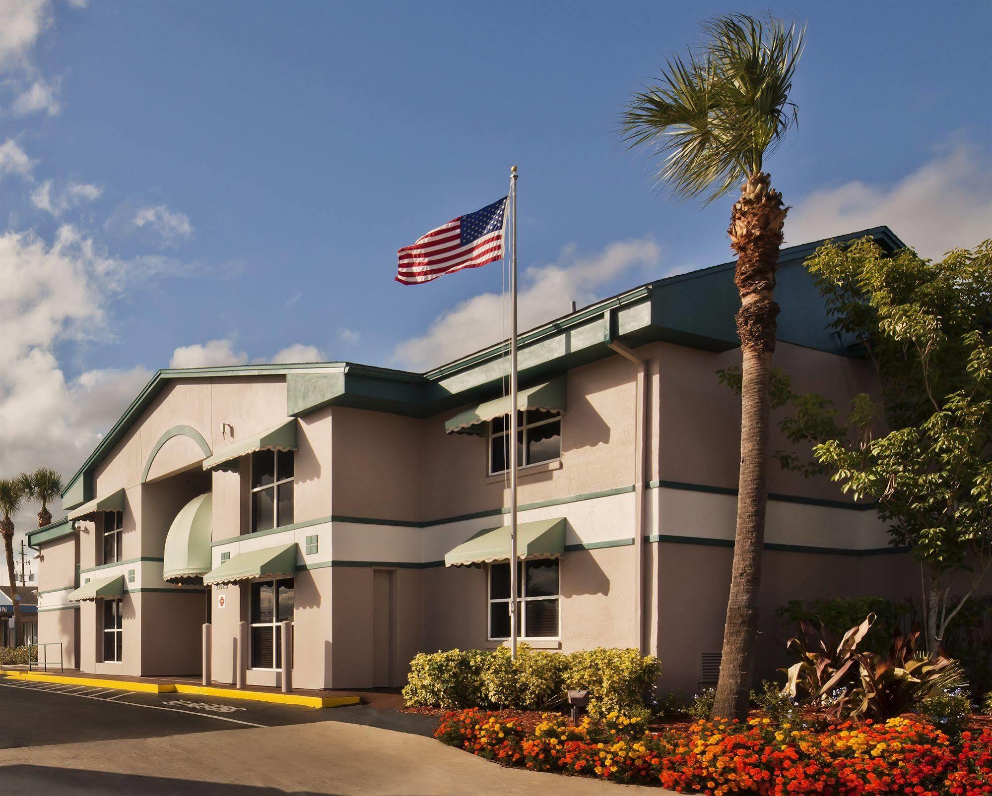 Super 8 By Wyndham Kissimmee Μοτέλ Εξωτερικό φωτογραφία