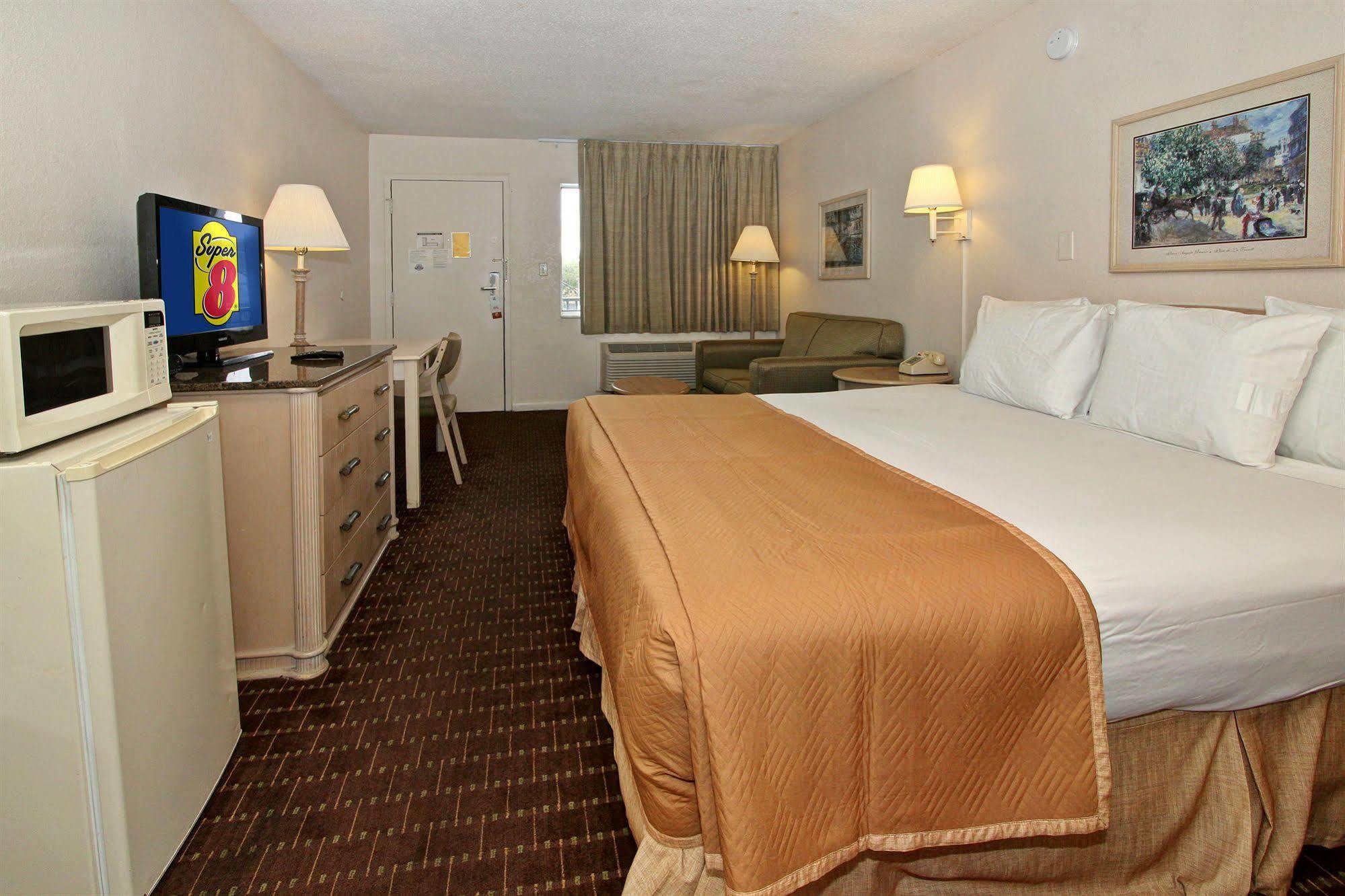 Super 8 By Wyndham Kissimmee Μοτέλ Εξωτερικό φωτογραφία